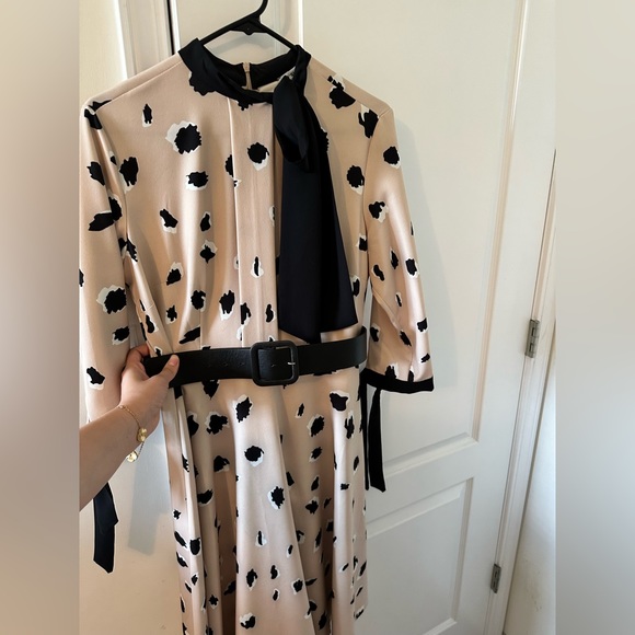 Dress - Picture 3 of 3